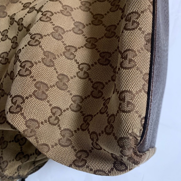 Gucci Authentic Monogram Tote Bag - Picture 3 of 13